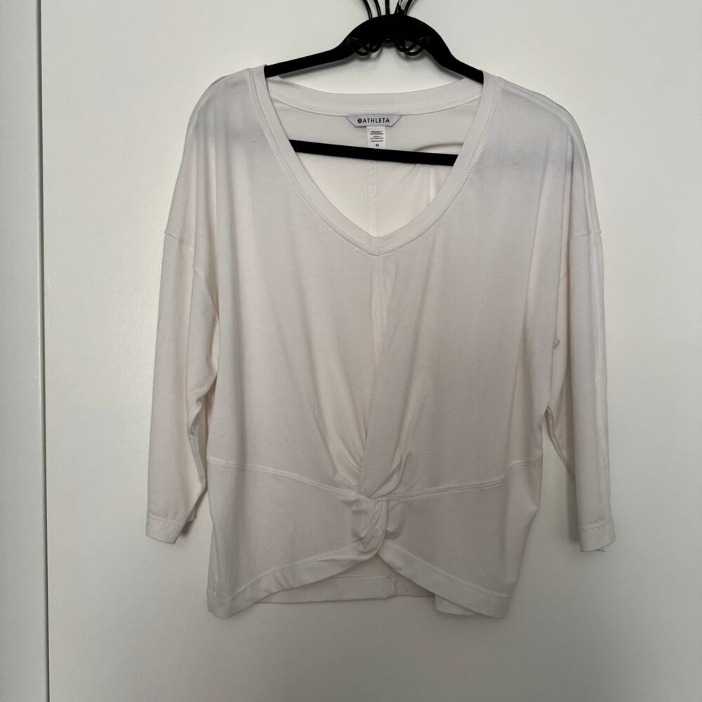 Athleta Embody Twist Front Top White V-Neck Polyester Blend 3/4 Sleeve Sz M